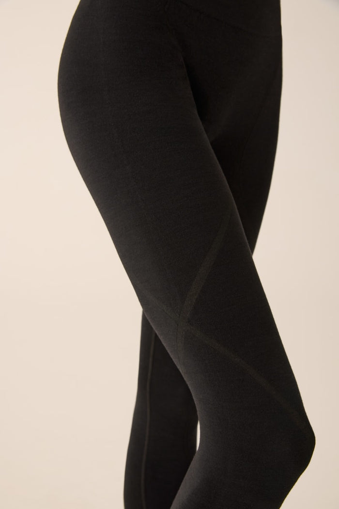 116 - SEAMLESS MERINO WOOL HEEL COVER LEGGINGS