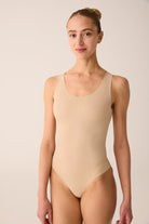 118 - STRETCH TOP WITH WIDE SHOULDER