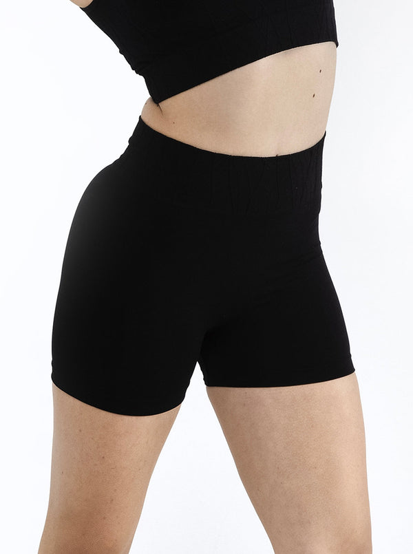 240 - SEAMLESS CULOTTE WITH EMBOSSED PATTERN