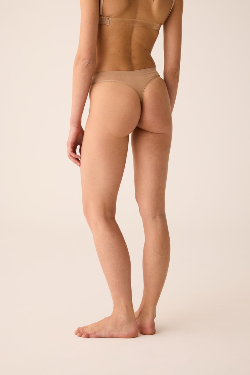 25 - SEAMLESS TONGA BRIEF IN TACTEL MICROFIBER