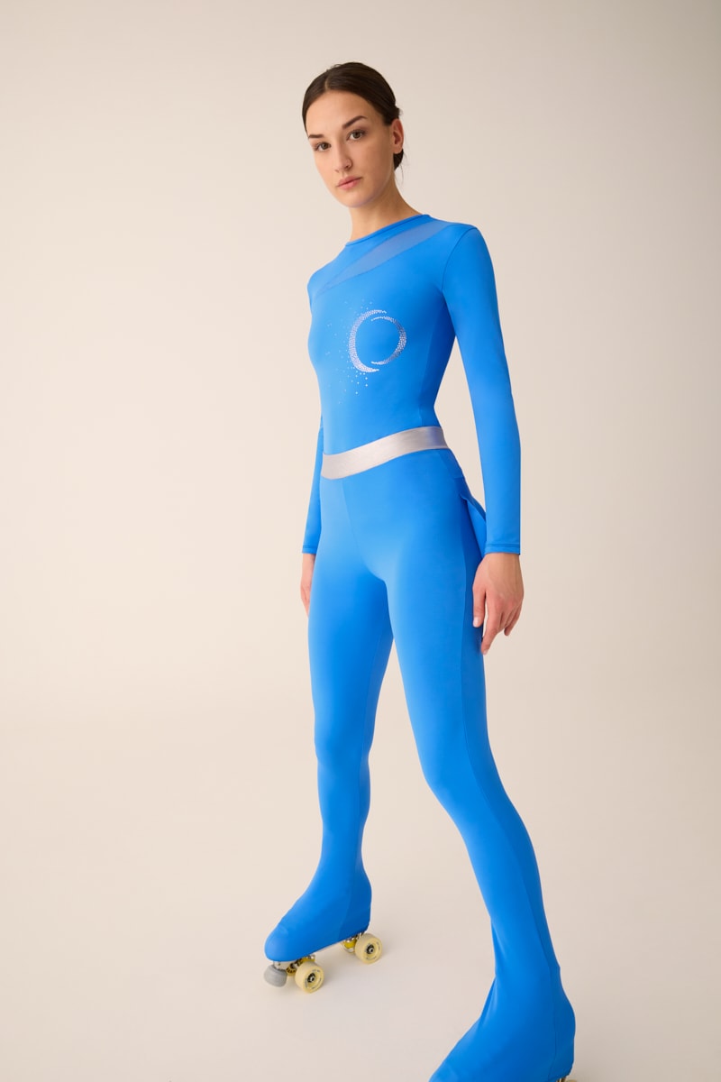 315 - MAGLIA IN MICROFIBRA ELASTICIZZATA ADERENTE E APPLICAZIONE IN HOT FIX