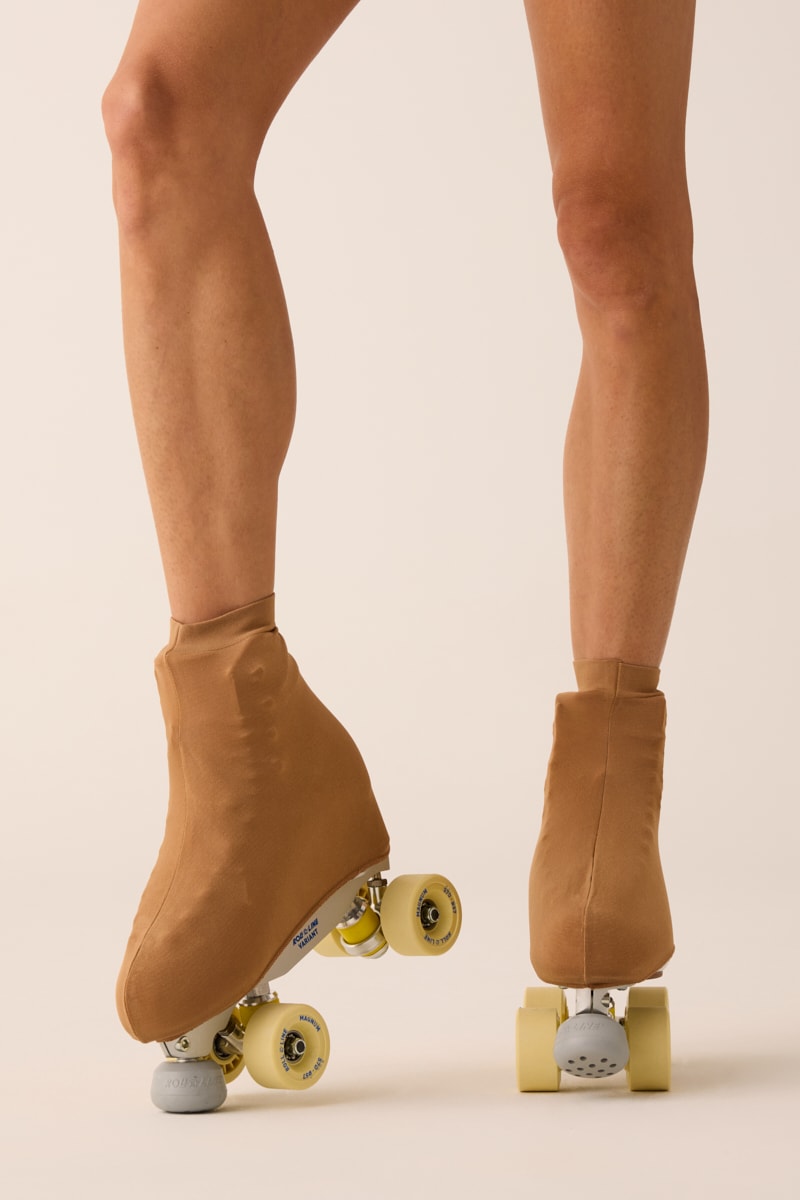 520/P - SEAMLESS RESISTANT SHOE COVER