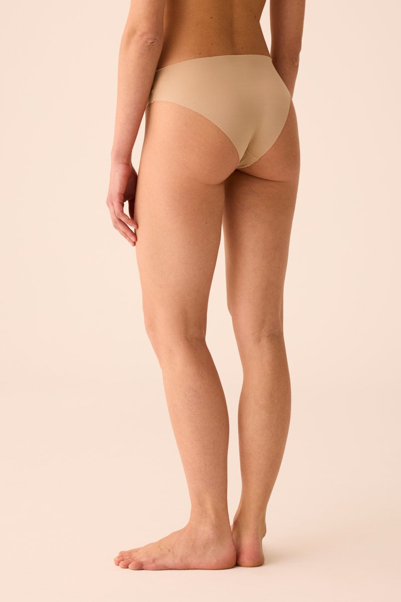 72 - WOMEN'S LOW-WAISTED, LASER-CUT STRETCH BRIEF