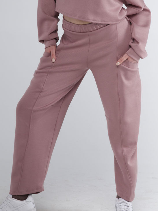 302 - OVERSIZED PANTS WITH A WIDE FIT